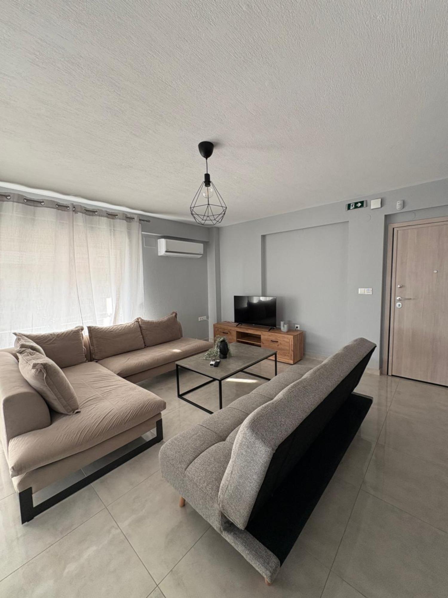 Elinor Apartments Flogita Extérieur photo